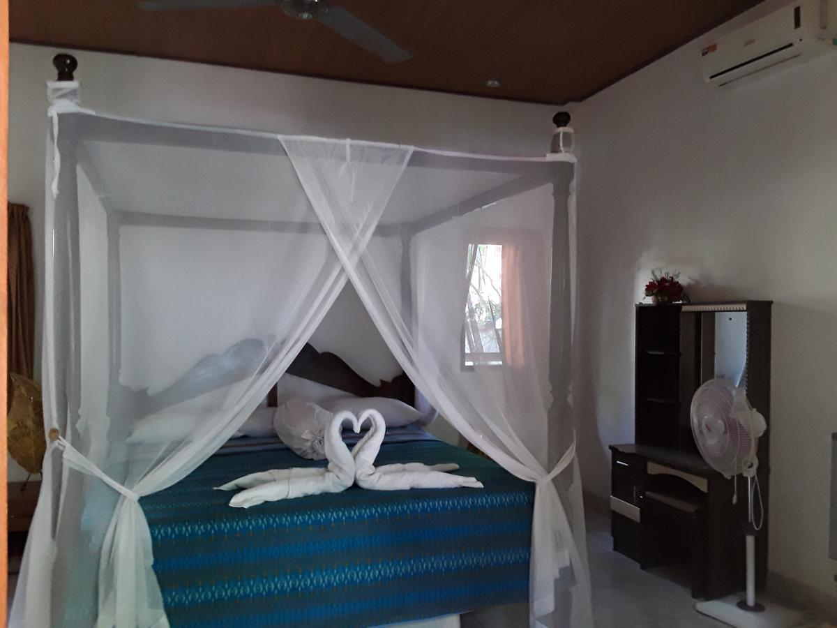Blue Star Bungalows & Cafe Amed  Exterior photo